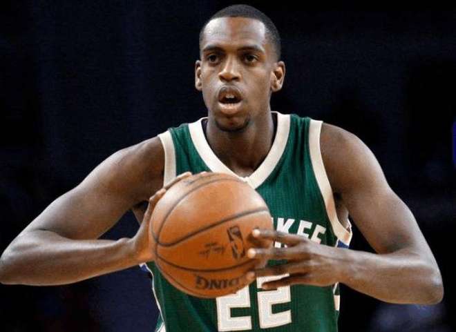 同时具备一 同时具备一