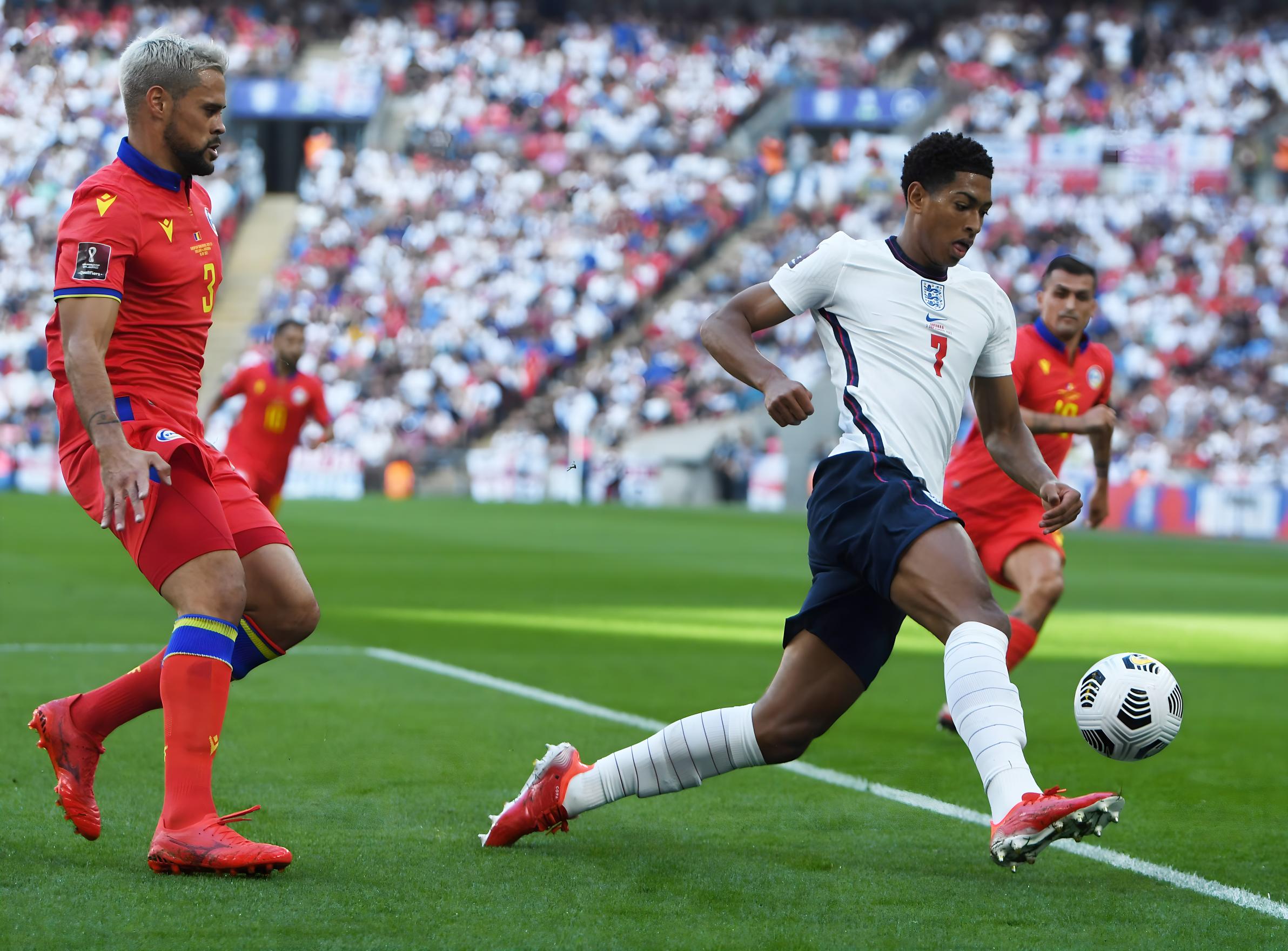 影中走出 影中走出